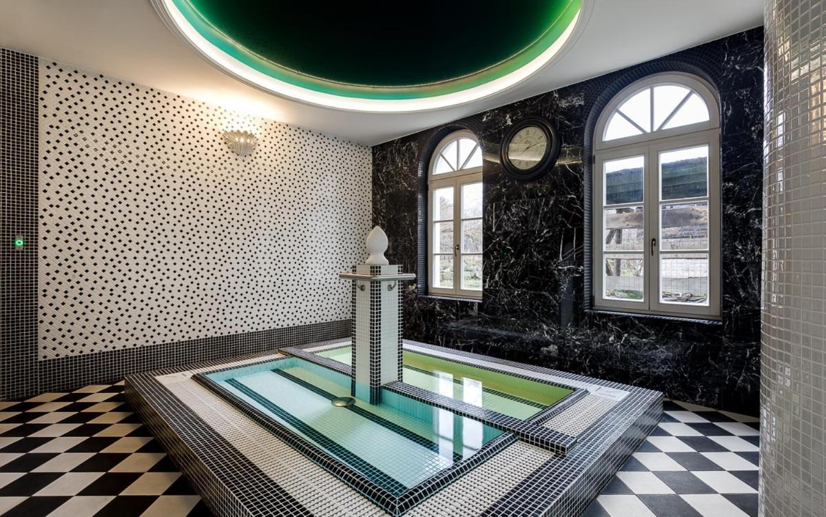Hotel Stary Zdroj Swieradow-Zdroj Bagian luar foto